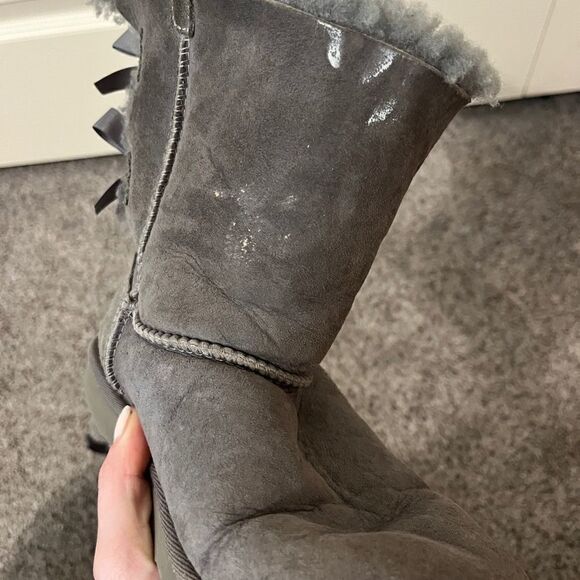 Ugg kids’ Double Bailey bow boots grey size 4 - Picture 7 of 9